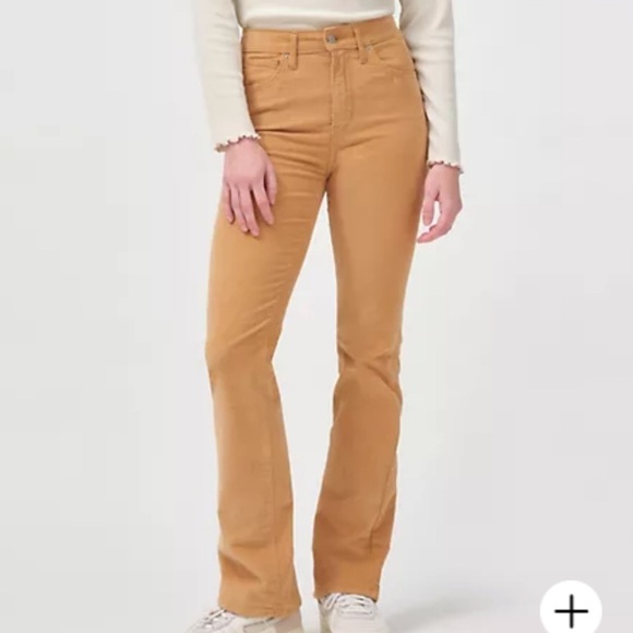Levi’s 725 High Rise Bootcut Women’s Corduroy Pant - Picture 1 of 11